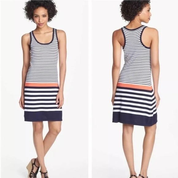 Lilly Pulitzer Dresses & Skirts - Lilly Pulitzer Navy and White Striped Mini Dress